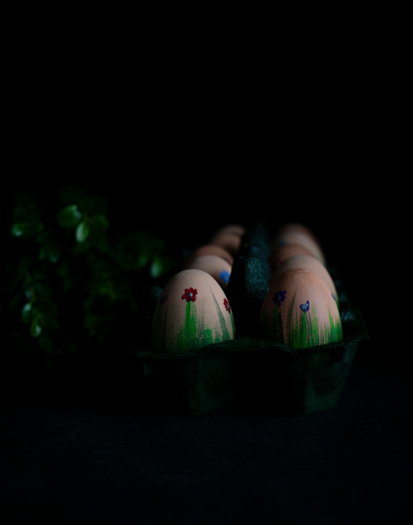 malowane ręcznie jajka, sesja, Mag Bee Fotografia produktowa