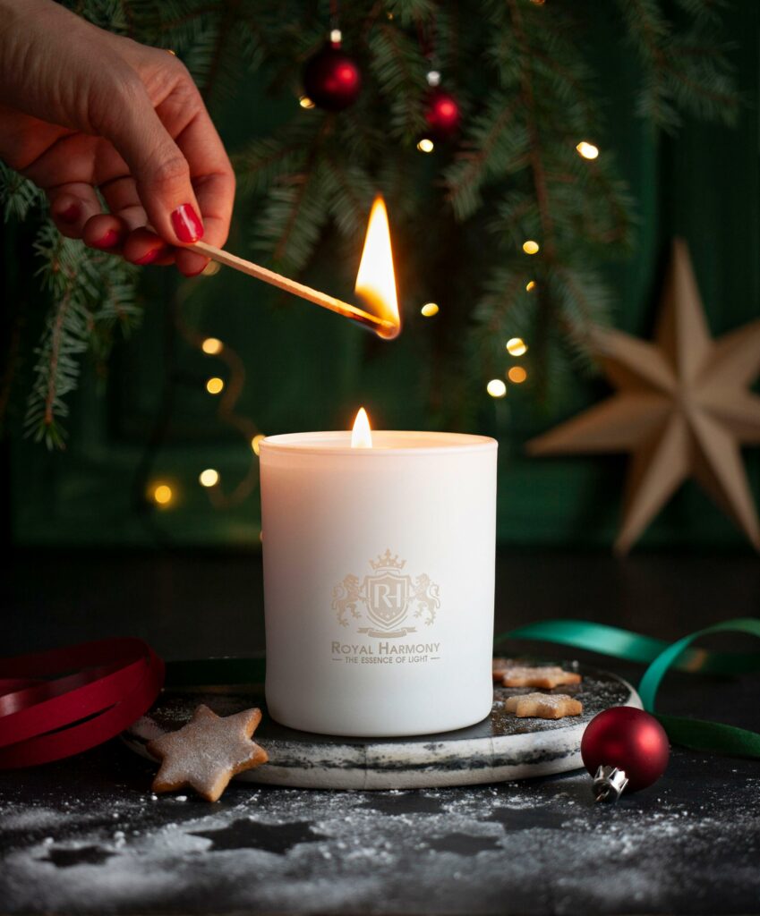 stylizacja świąteczna świec zapachowych, Mag Bee fotografia produktowa