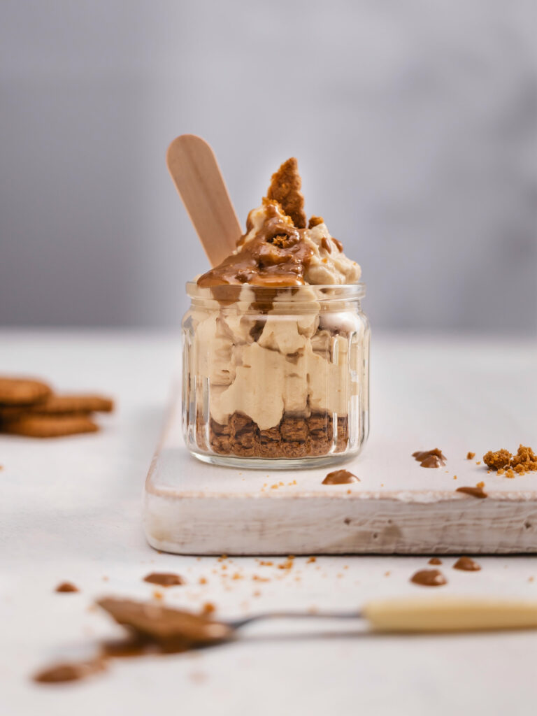 sesja kulinarna kremu Biscoff, Mag Bee fotografia produktowa