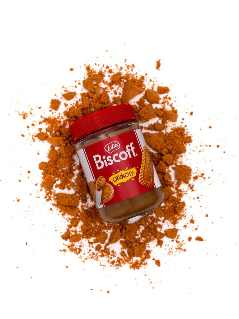 packshot kremu z ciastek Lotus, Mag Bee fotografia produktowa