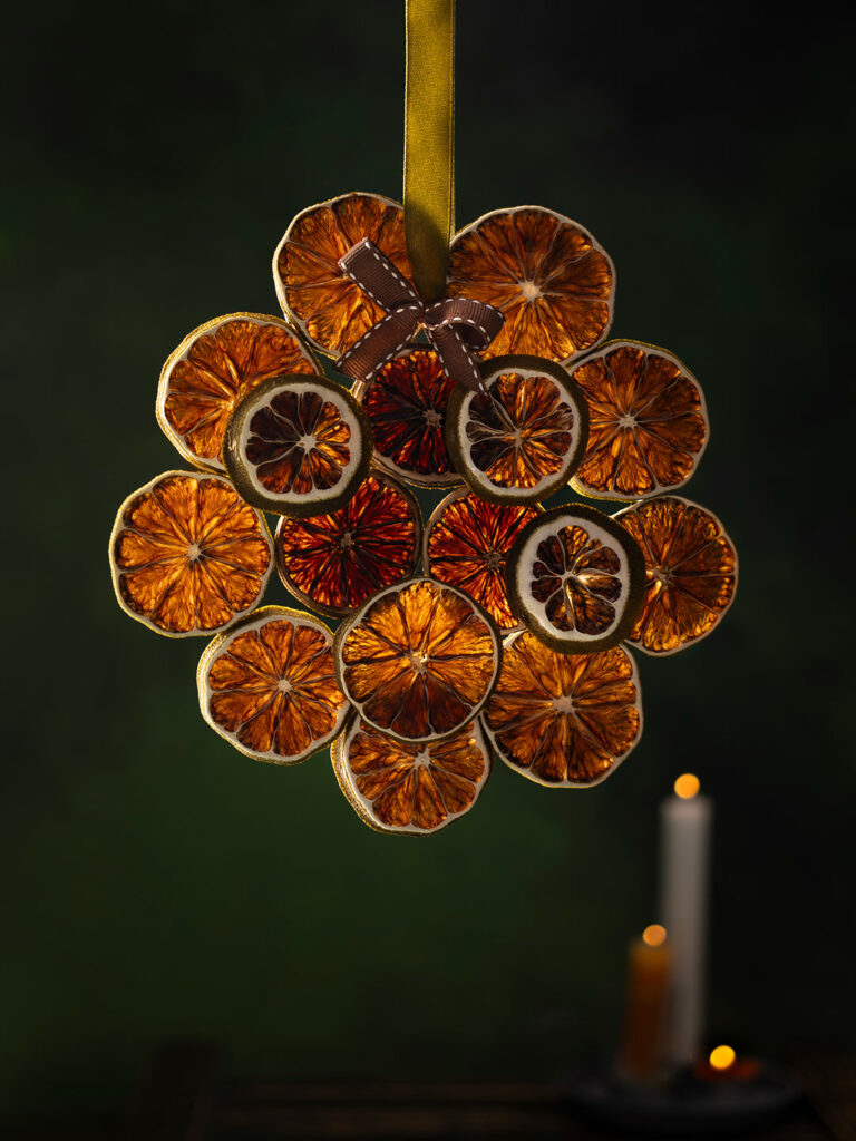 dekoracja świąteczna z suszonych cytryn, Mag Bee fotografia produktowa